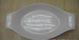 香蕉船造型陶瓷餐具 广州顺陶的创新与工艺探索